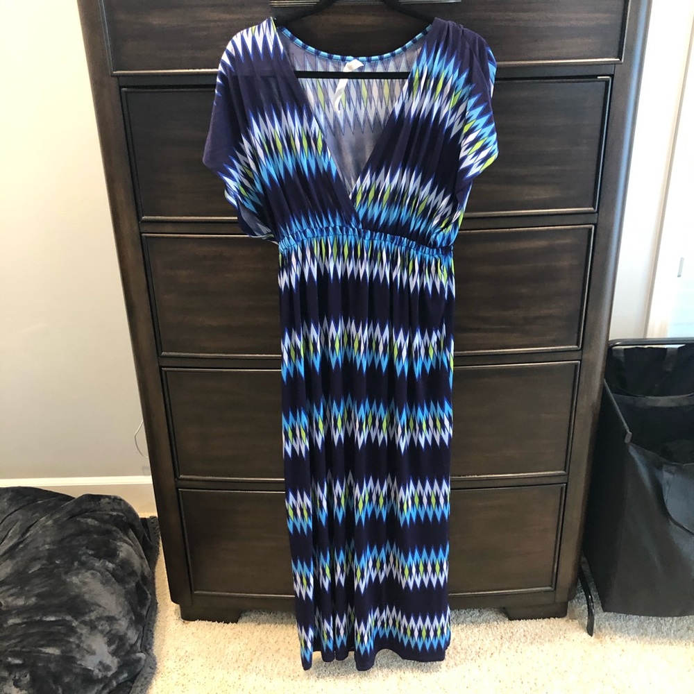 Long maxi dress with great colors
